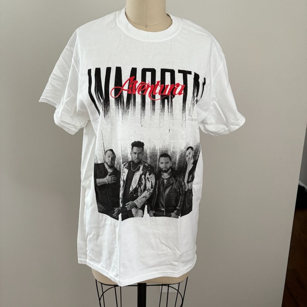 Aventura Inmortal Tour Tee T Shirt IMMORTAL Y2K Streetwear Retro Band Concert M
